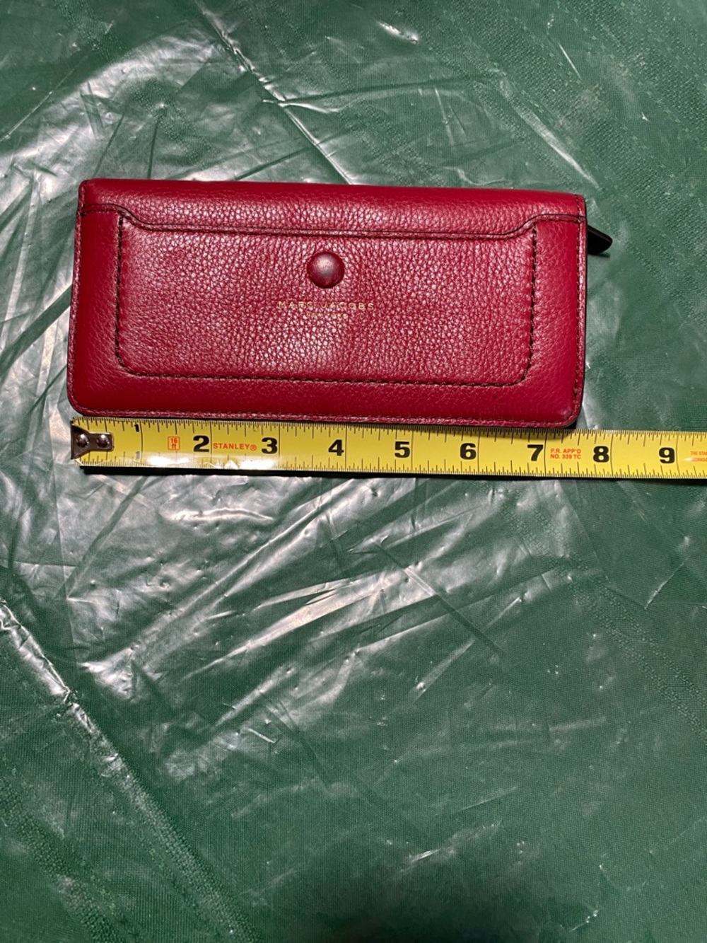 Marc Jacobs Red Pebbled Leather Snap Wallet - Picture 11 of 12